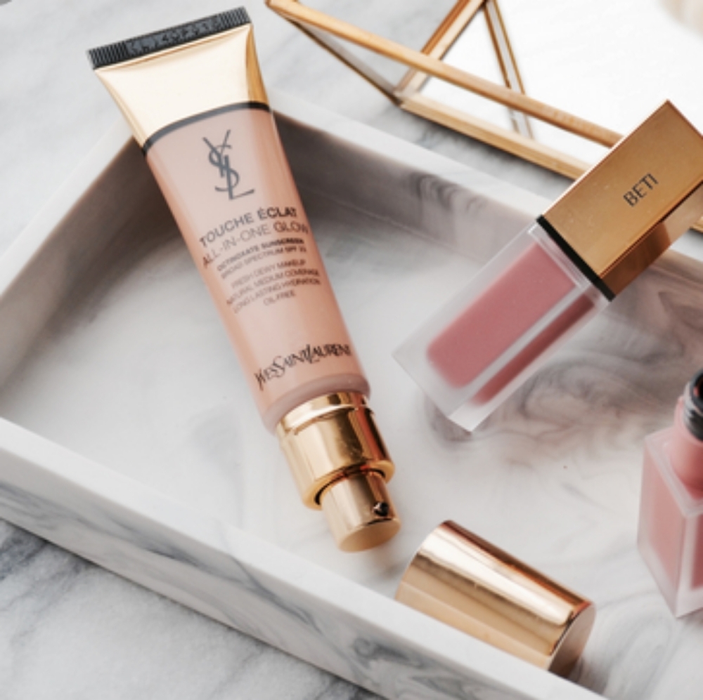 Touche ÉCLAT Tinted Moisturizer BD40 Warm Sand